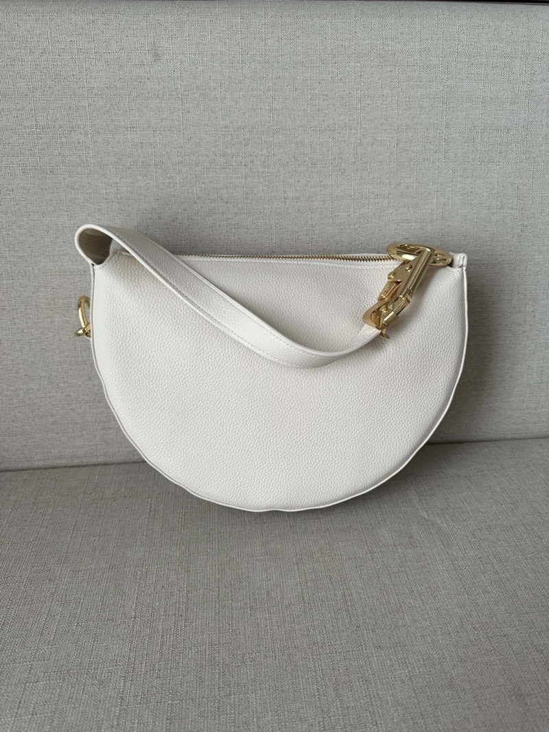 Bv*b*rry hobo bags